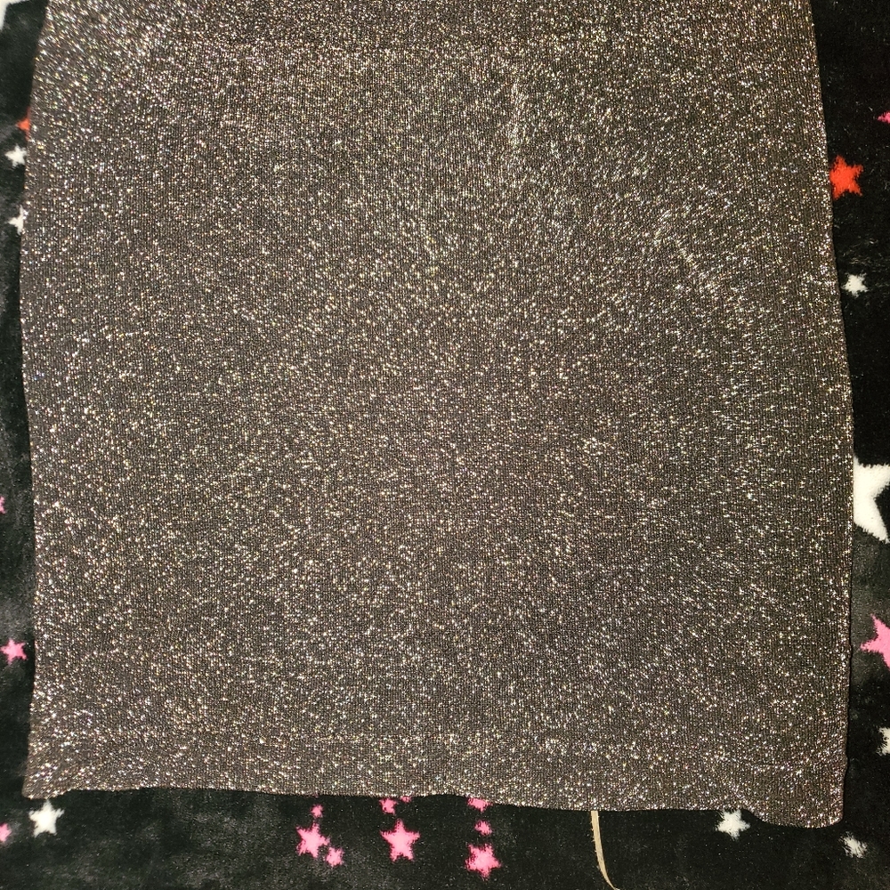 Skirts - Picture 2 of 2